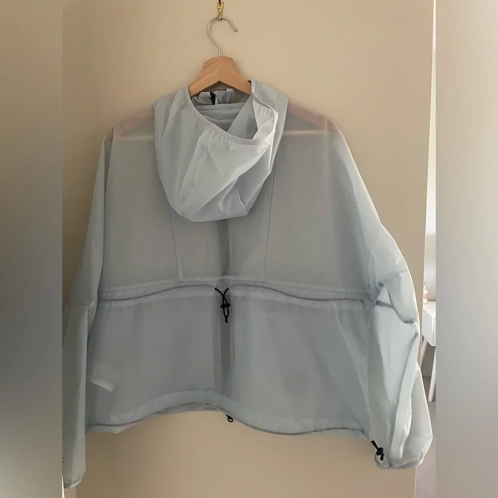 Lacoste Rain Jacket - Picture 5 of 6